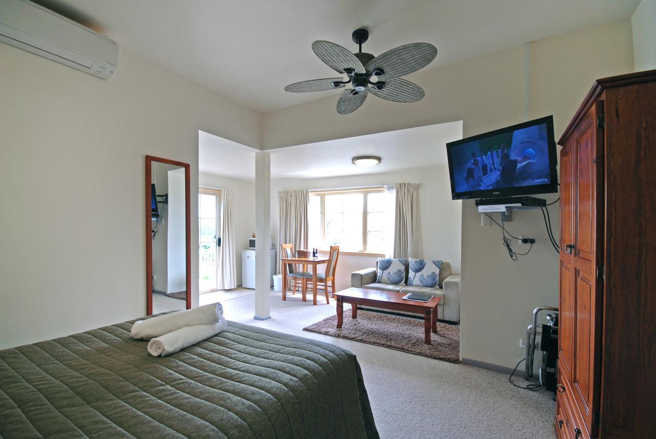 Riverview Boutique Motel Намбука Хедс Екстериор снимка