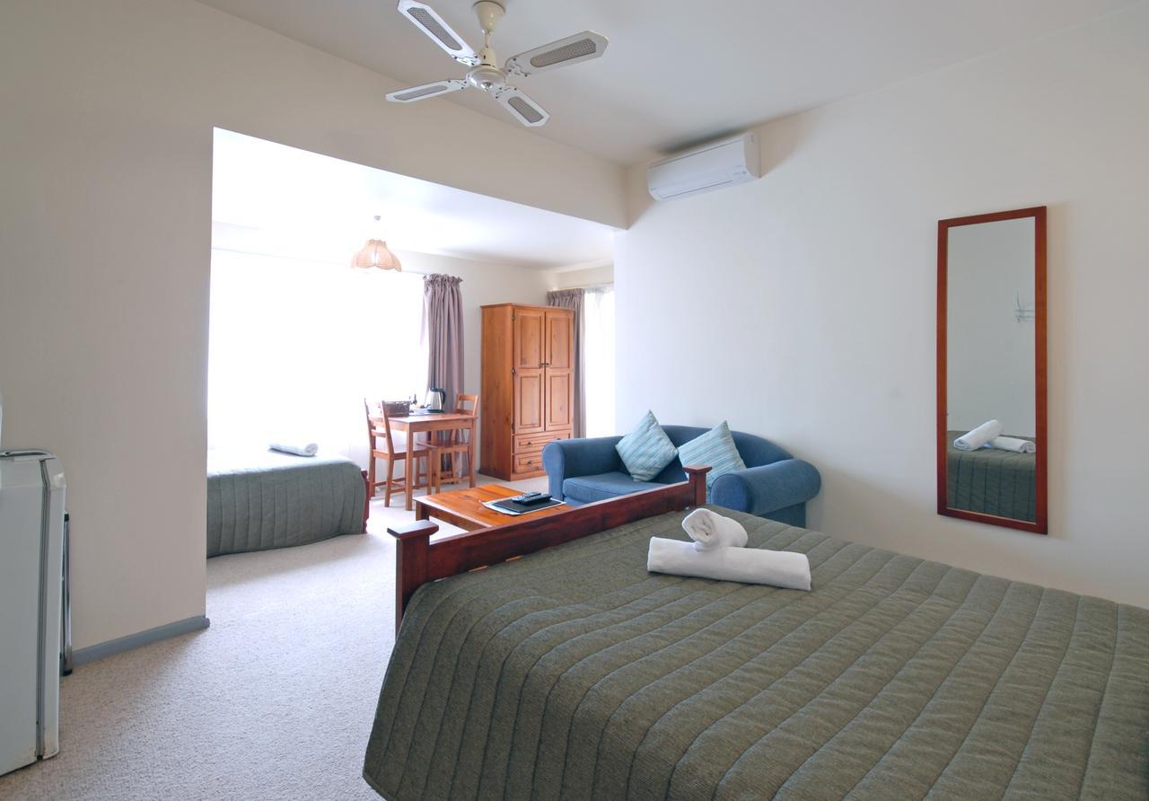 Riverview Boutique Motel Намбука Хедс Екстериор снимка